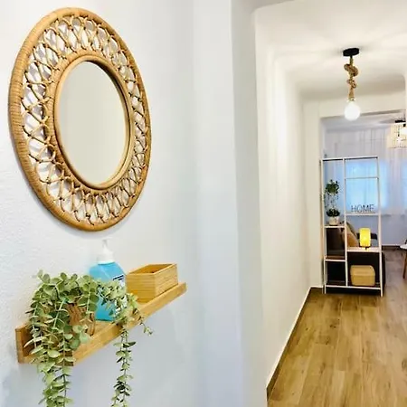 Apartment New Spacious And Cozy - Malaga
