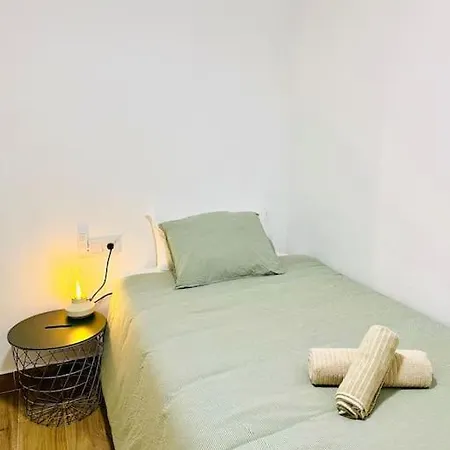 New Spacious And Cozy - Apartamento Málaga
