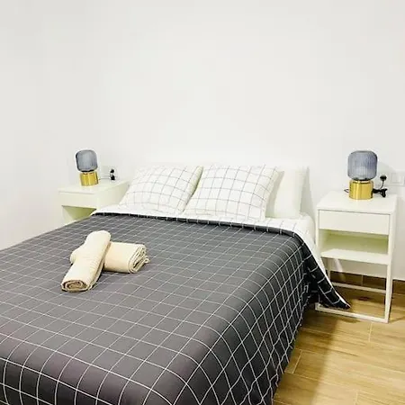 New Spacious And Cozy - * Malaga