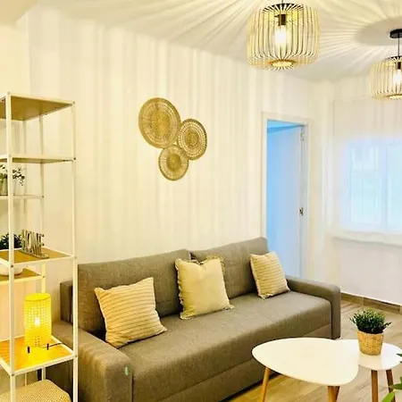 Daire New Spacious And Cozy - Málaga
