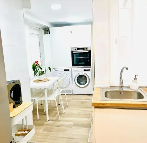 Daire New Spacious And Cozy - Málaga