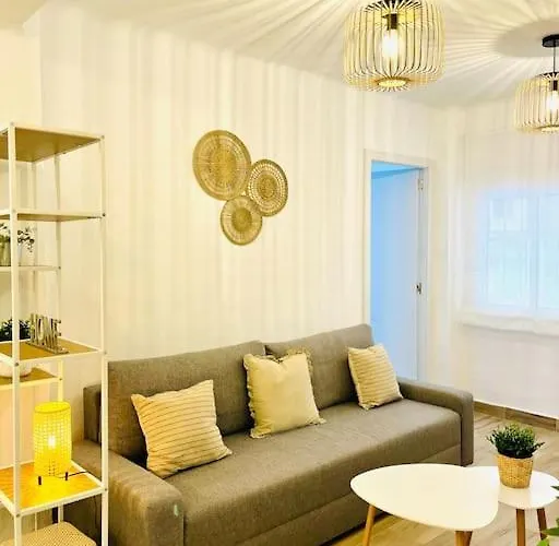 Daire New Spacious And Cozy - Málaga